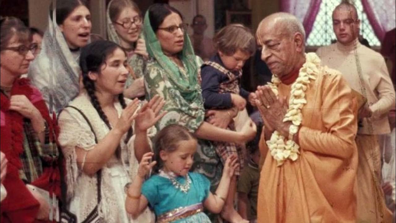 Srila Prabhupada with mothers and children